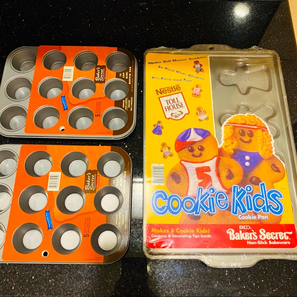 Muffin and cookie pan